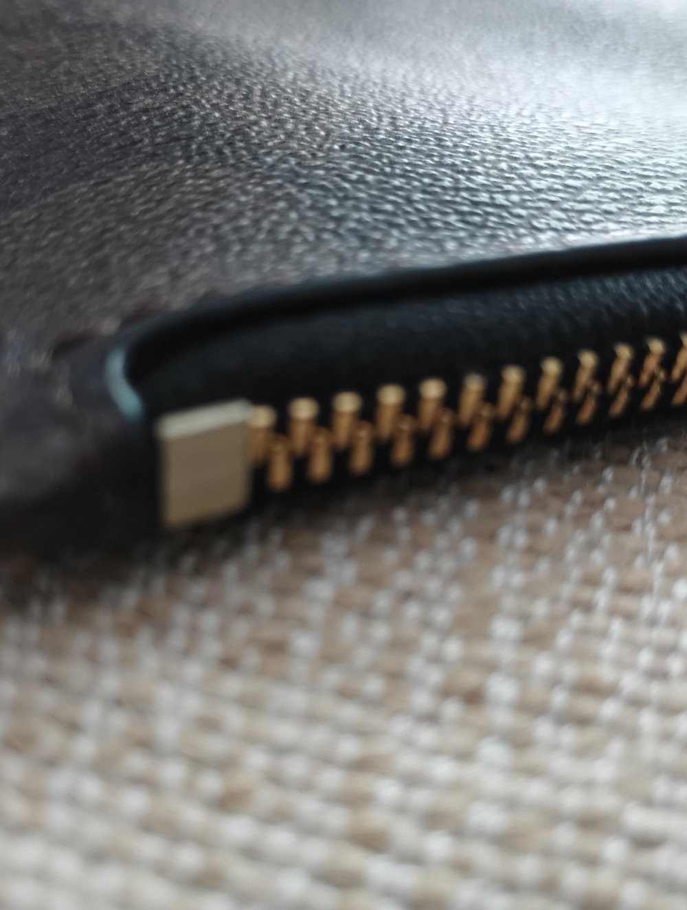 Coach One Zip Wallet - Picture 9 of 11